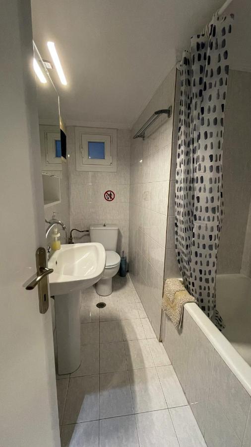 Vanilla - Happyhostgr - Downtown Apartment Volos Eksteriør bilde